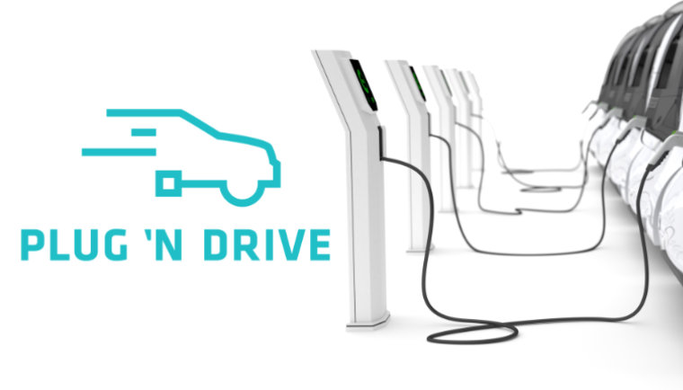Plug 'n drive logo next to electric vehicles charging